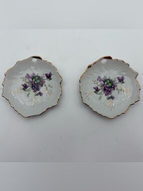 Vintage Japanese Hand Painted Pair of Trinket Dishes w/ Purple Violets